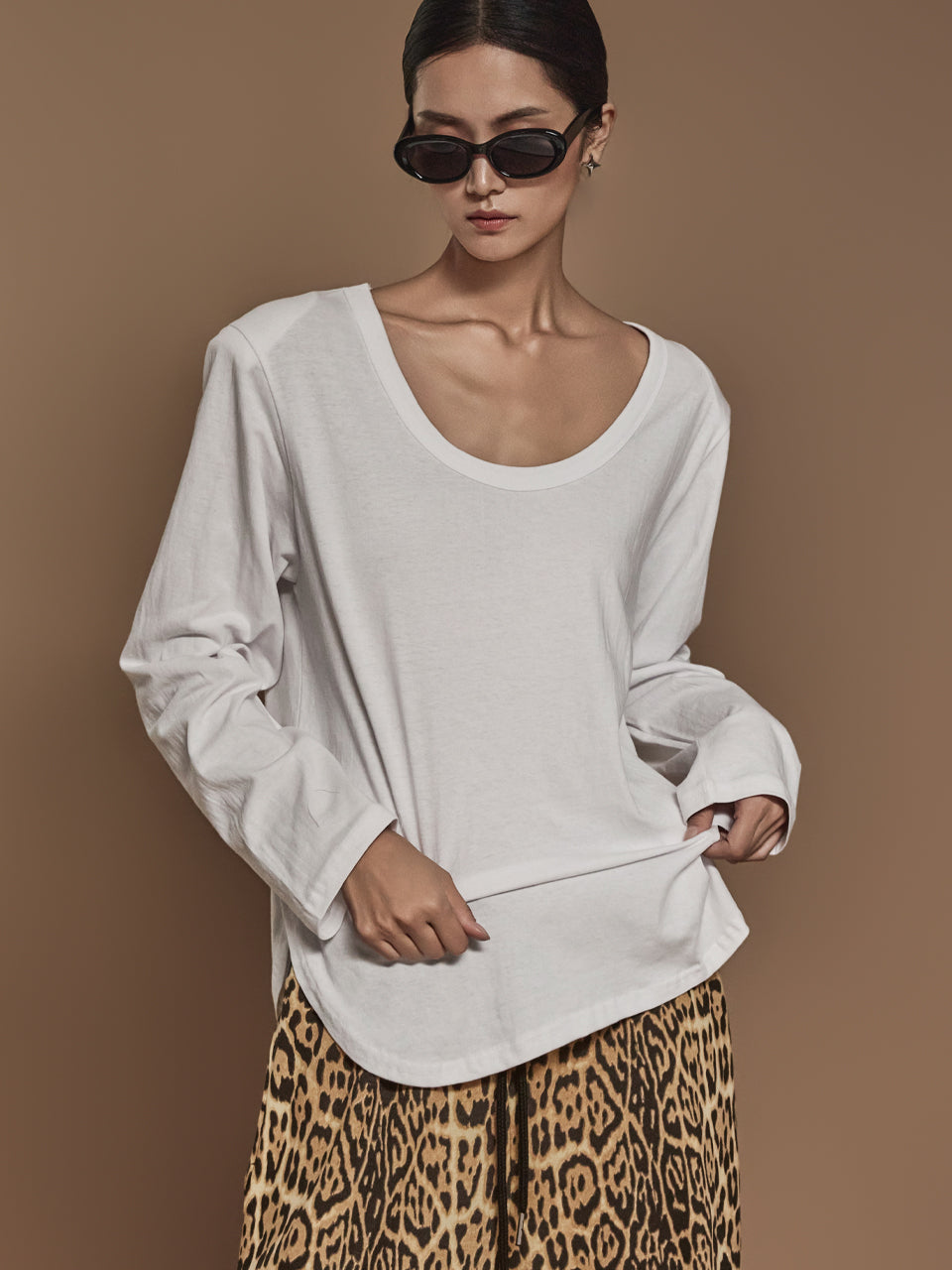 E3605 Uネックショルダーパッドトップ