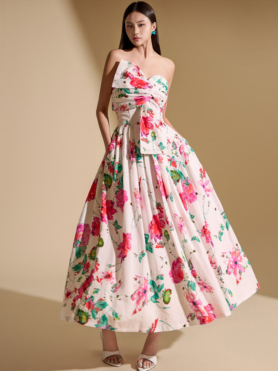 TP9149 花朵紧身胸衣和裙子套装