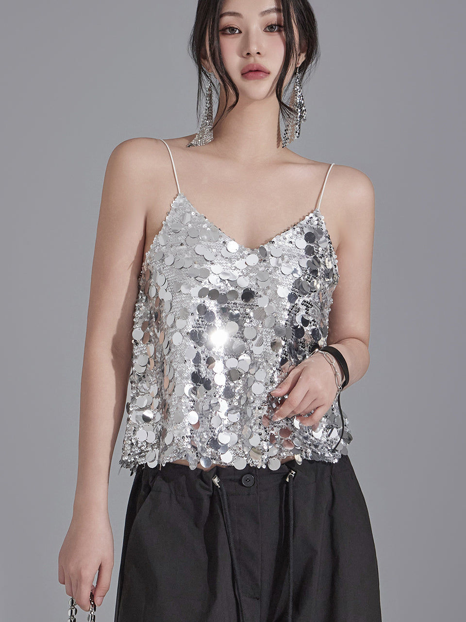 E3371 スパンコール ノースリーブ トップ
