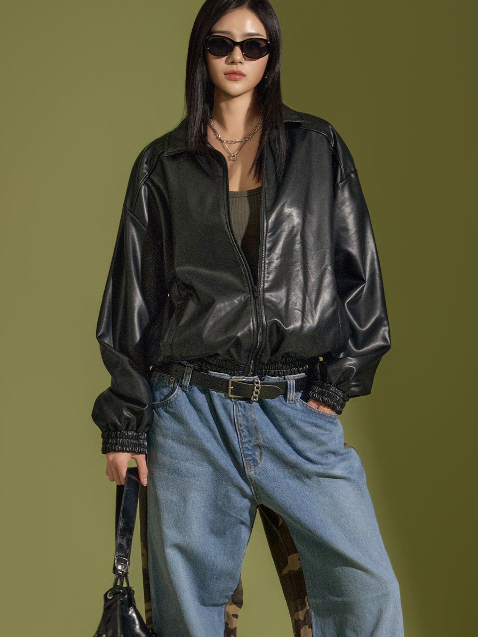 J2354 皮革套头衫