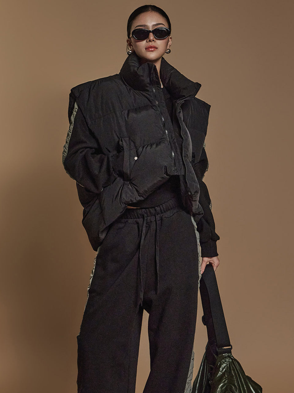 J2434 不对称加垫背心