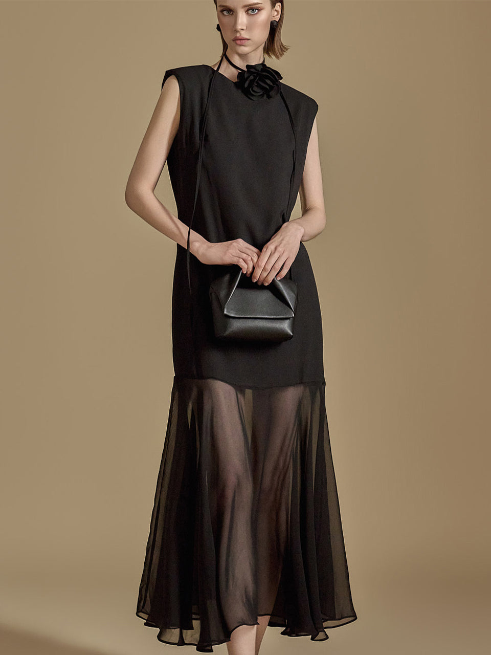 D5062 コサージュ付きドレス