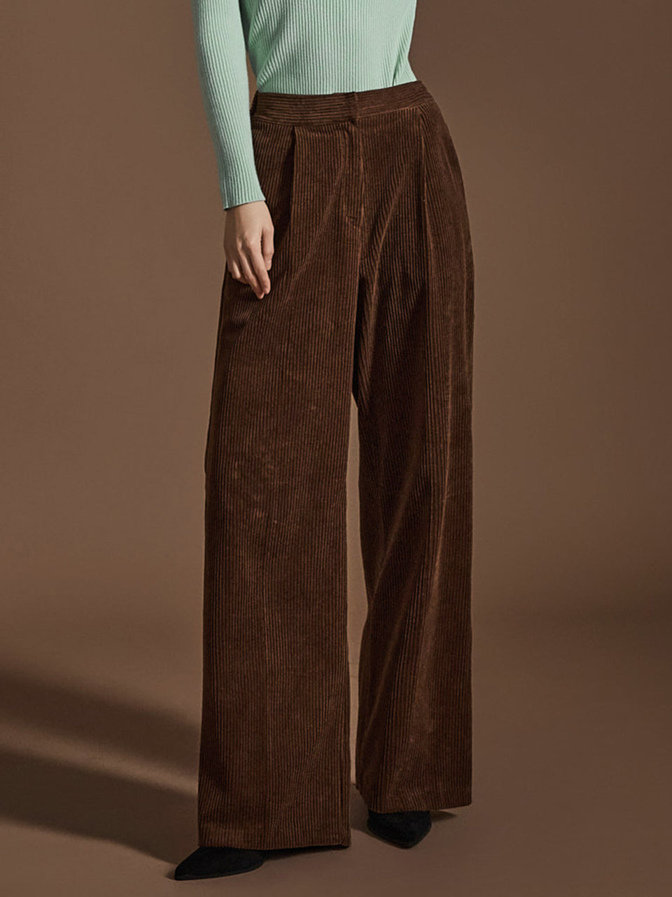 P3330 灯芯绒裤子