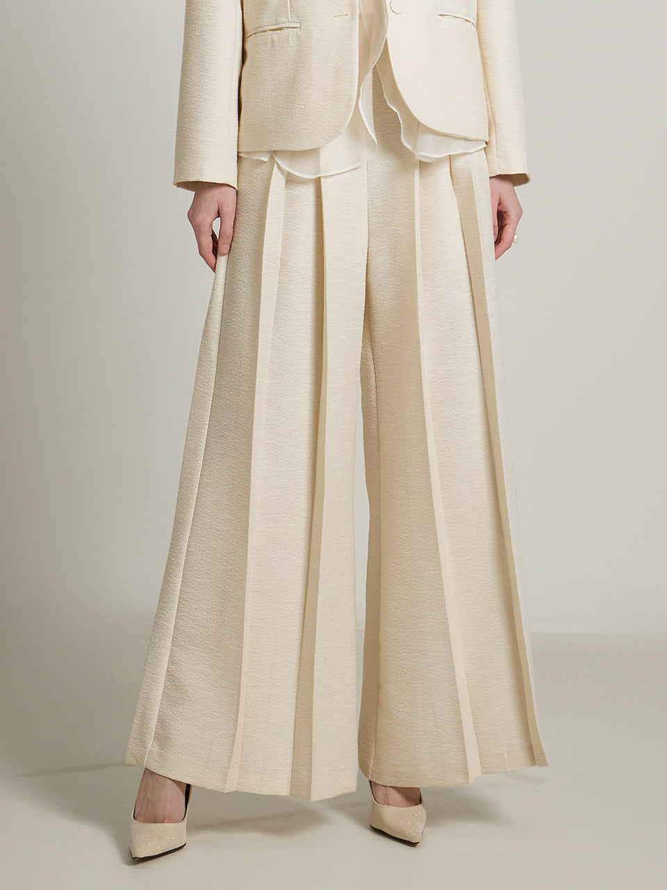 P3412 褶裥休闲裤