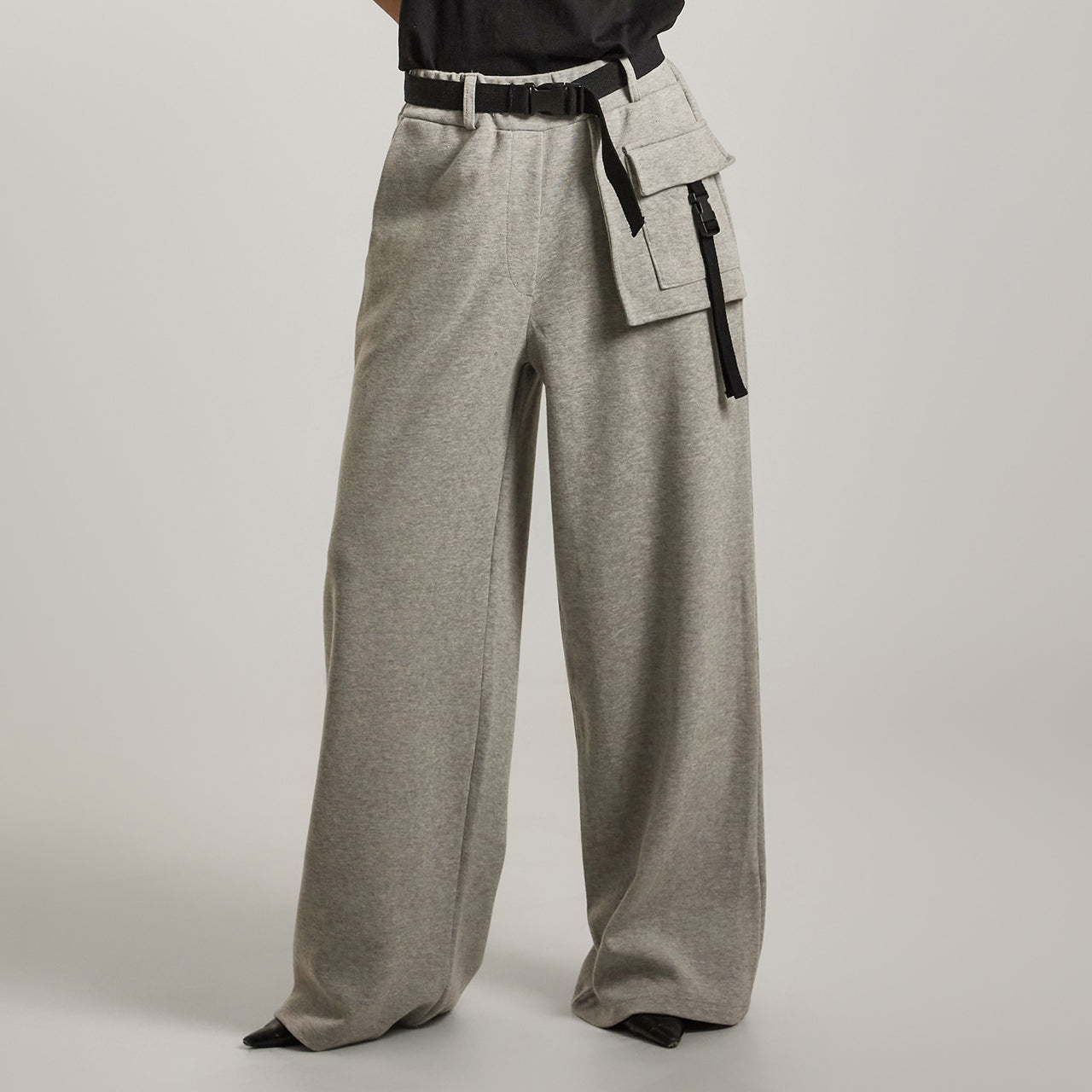P3438 ベルト付きパンツ