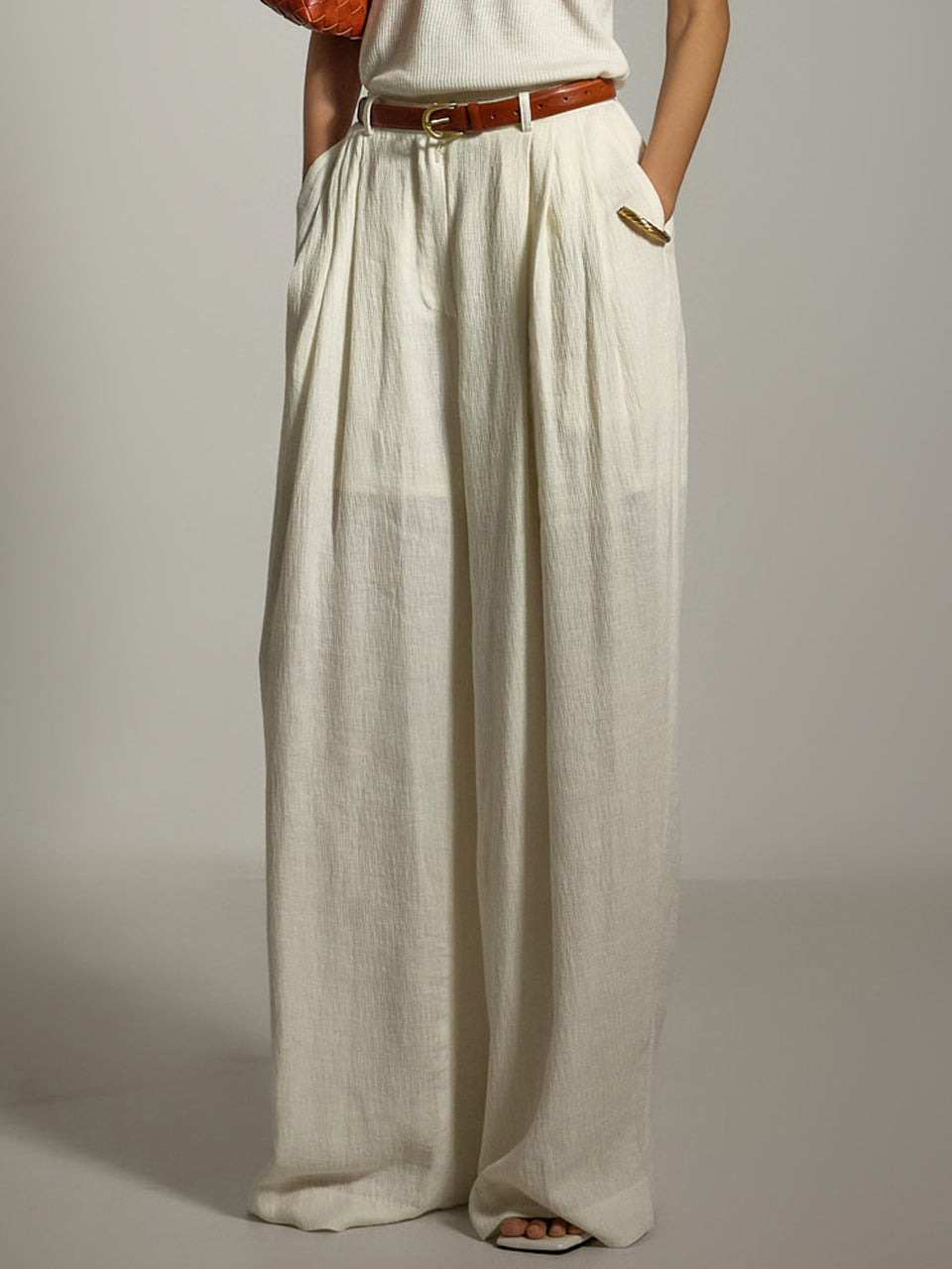 P3513 Linen Pintuck Slacks