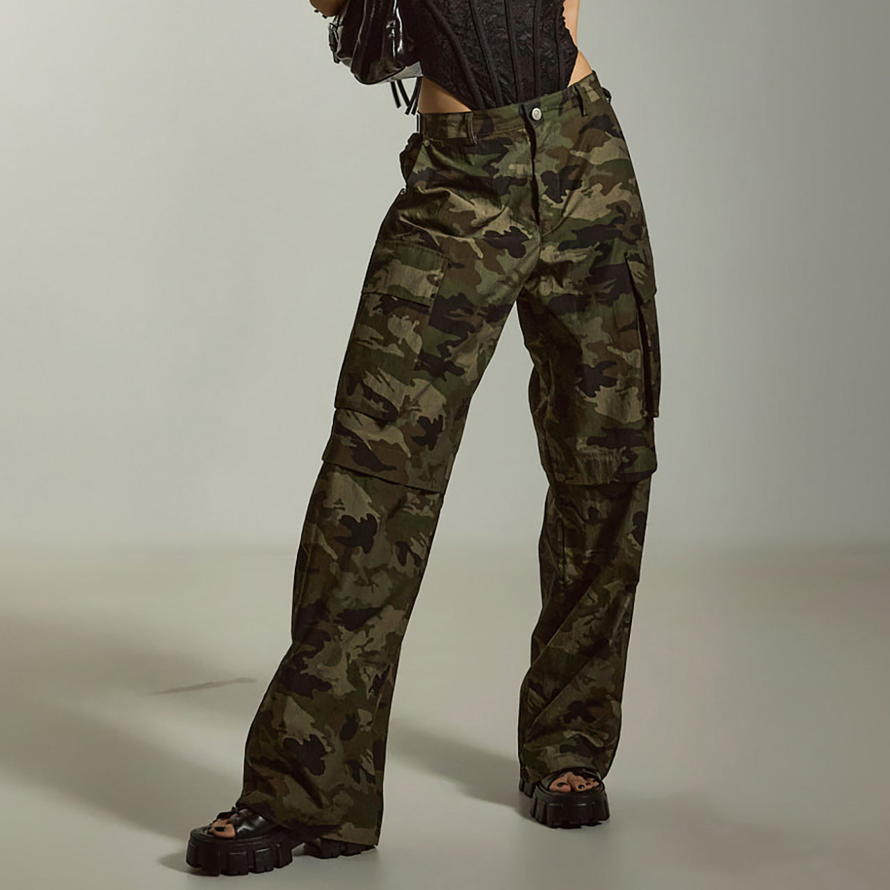 P3559 カモフラージュカーゴパンツ