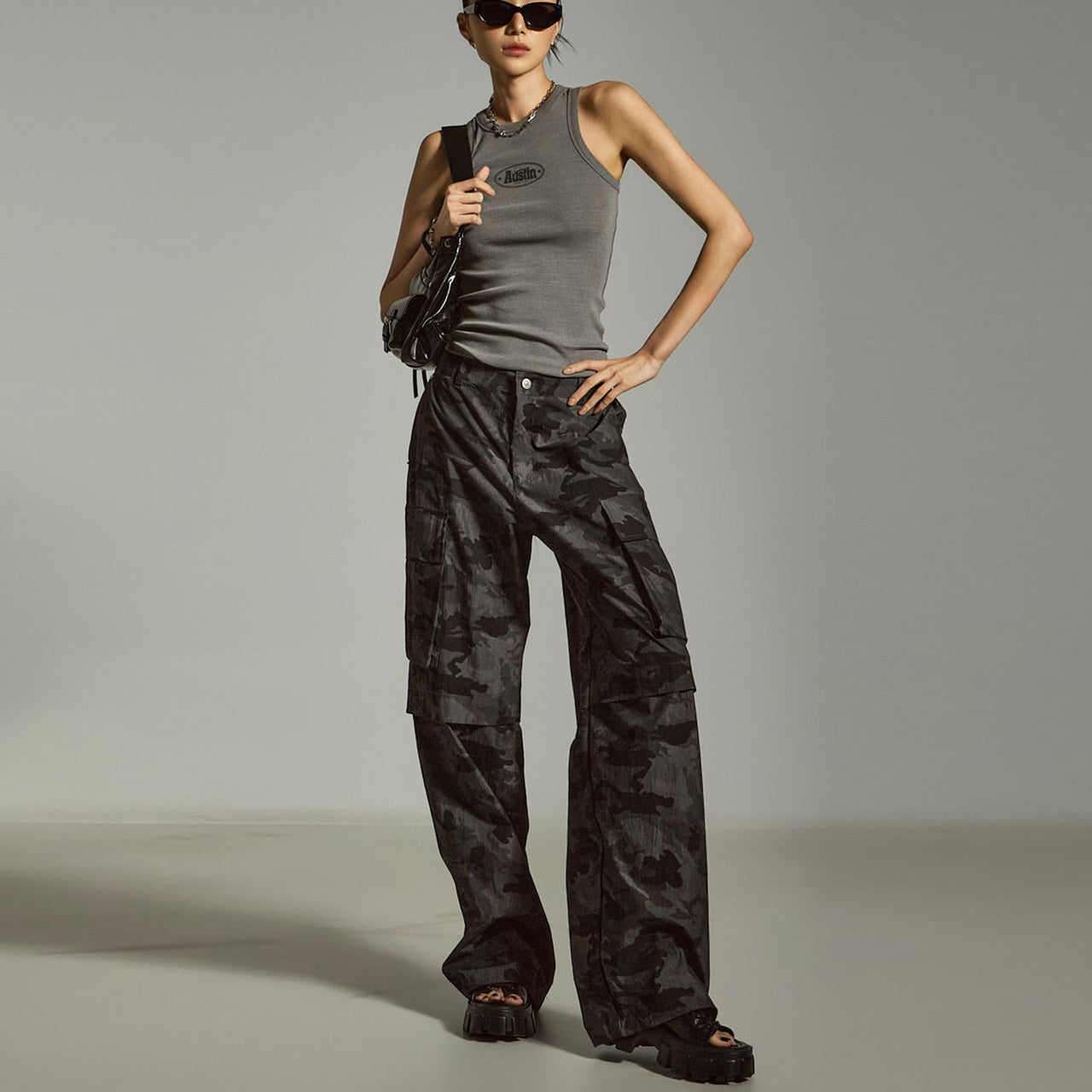 P3559 カモフラージュカーゴパンツ