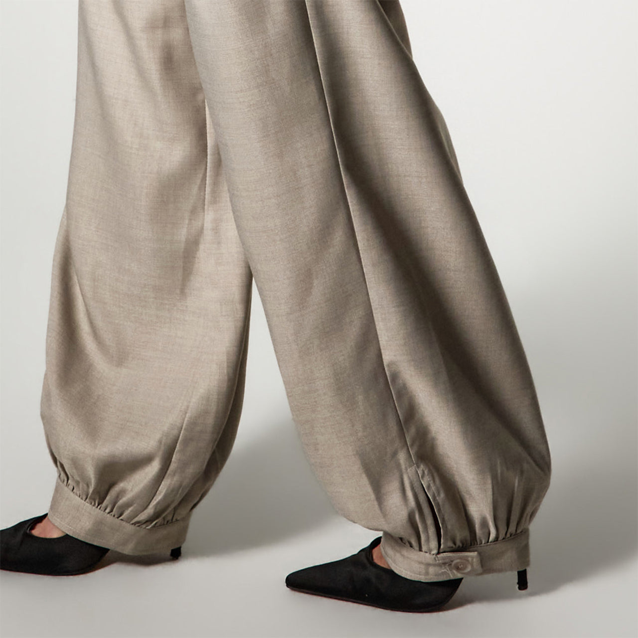 P3793 Pintuck Slacks