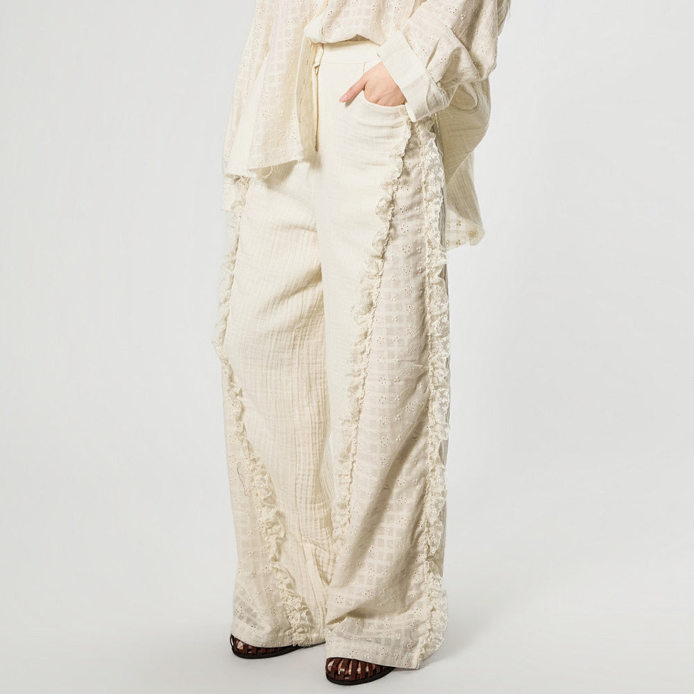 P3801 Lace Frill Pants