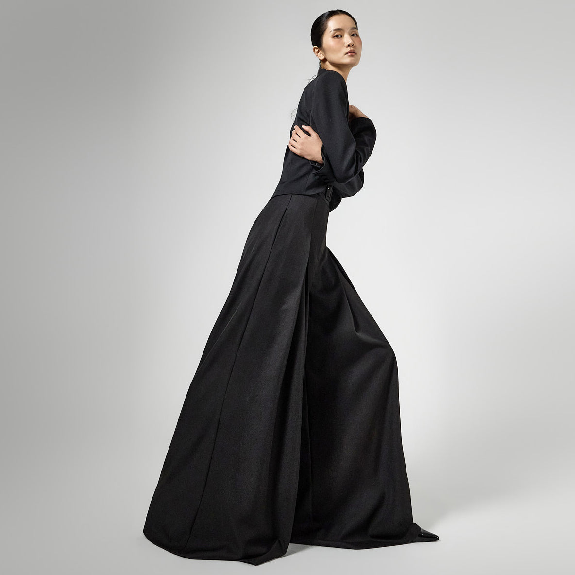 P9185 Wide Slacks with Belt