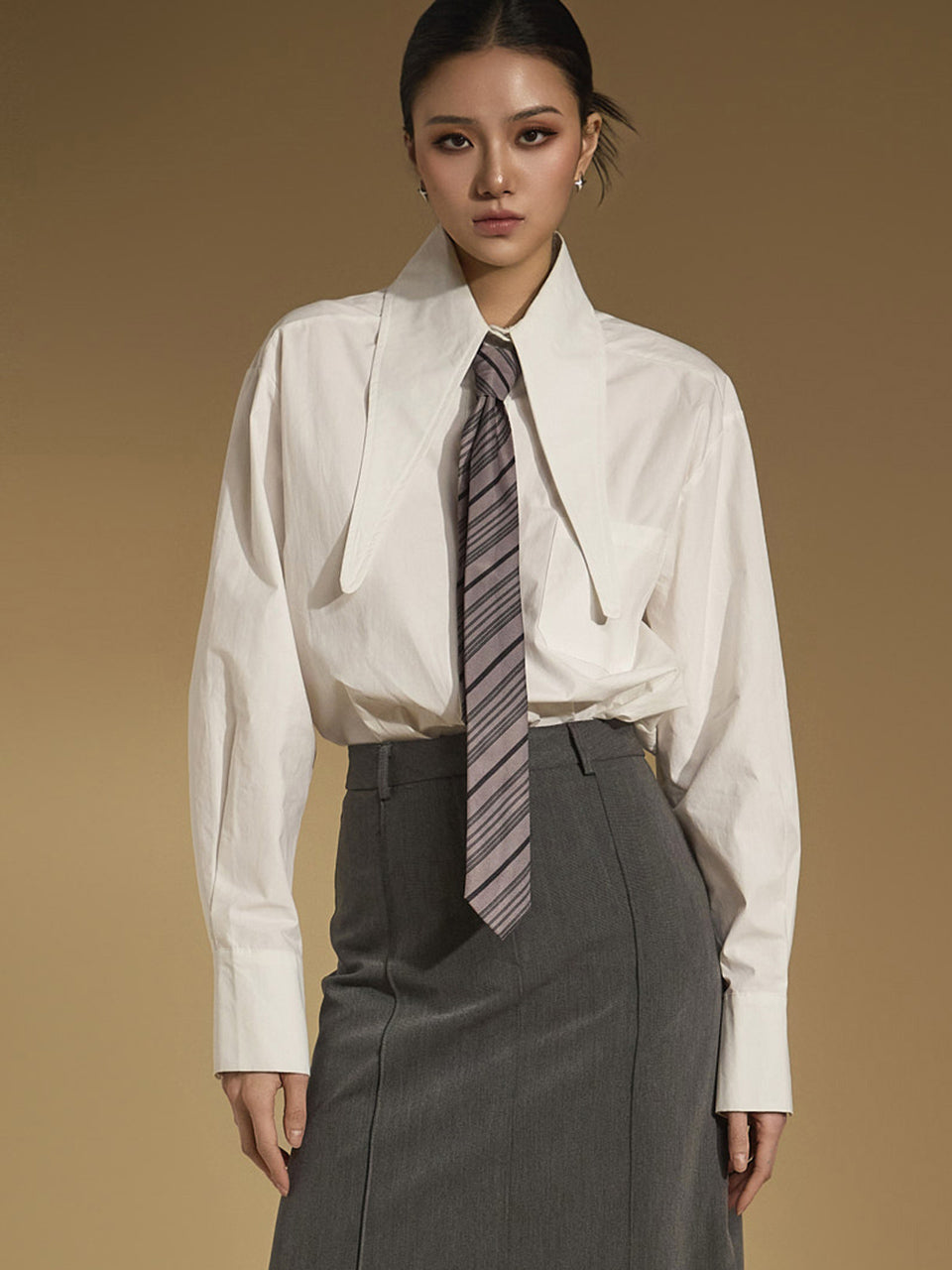 S716 衬衫配领带