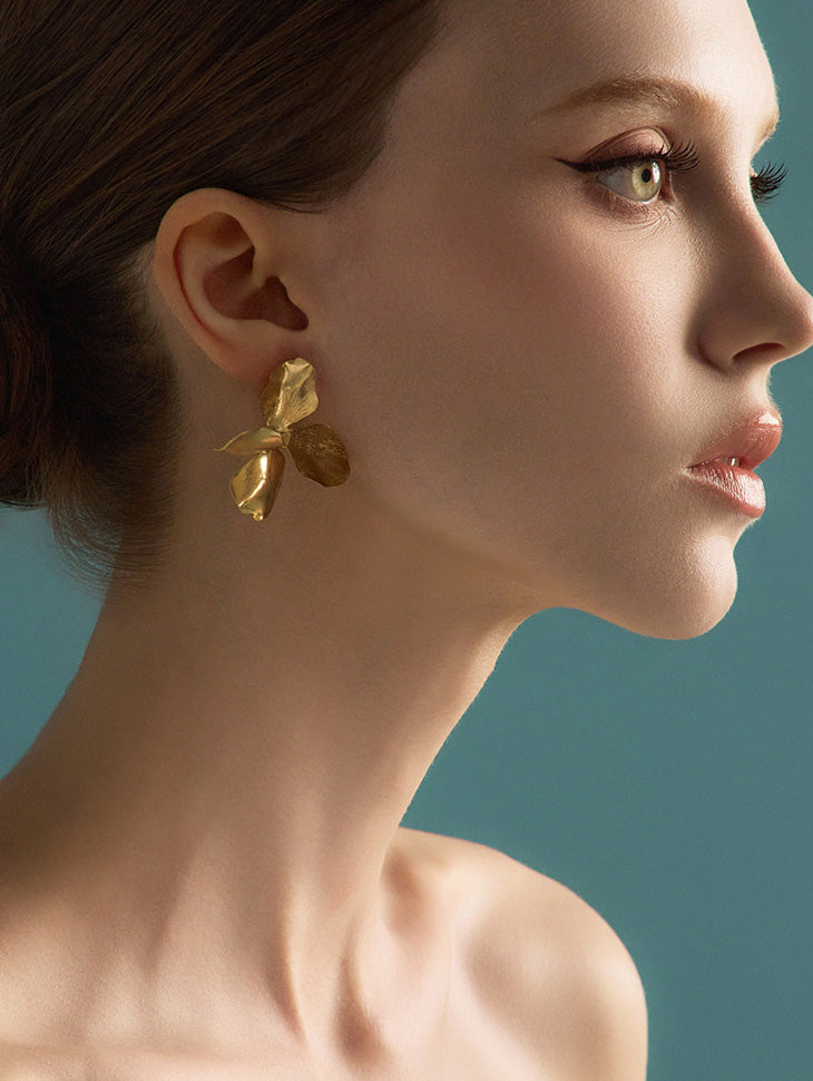 SDAJ-071 イヤリング