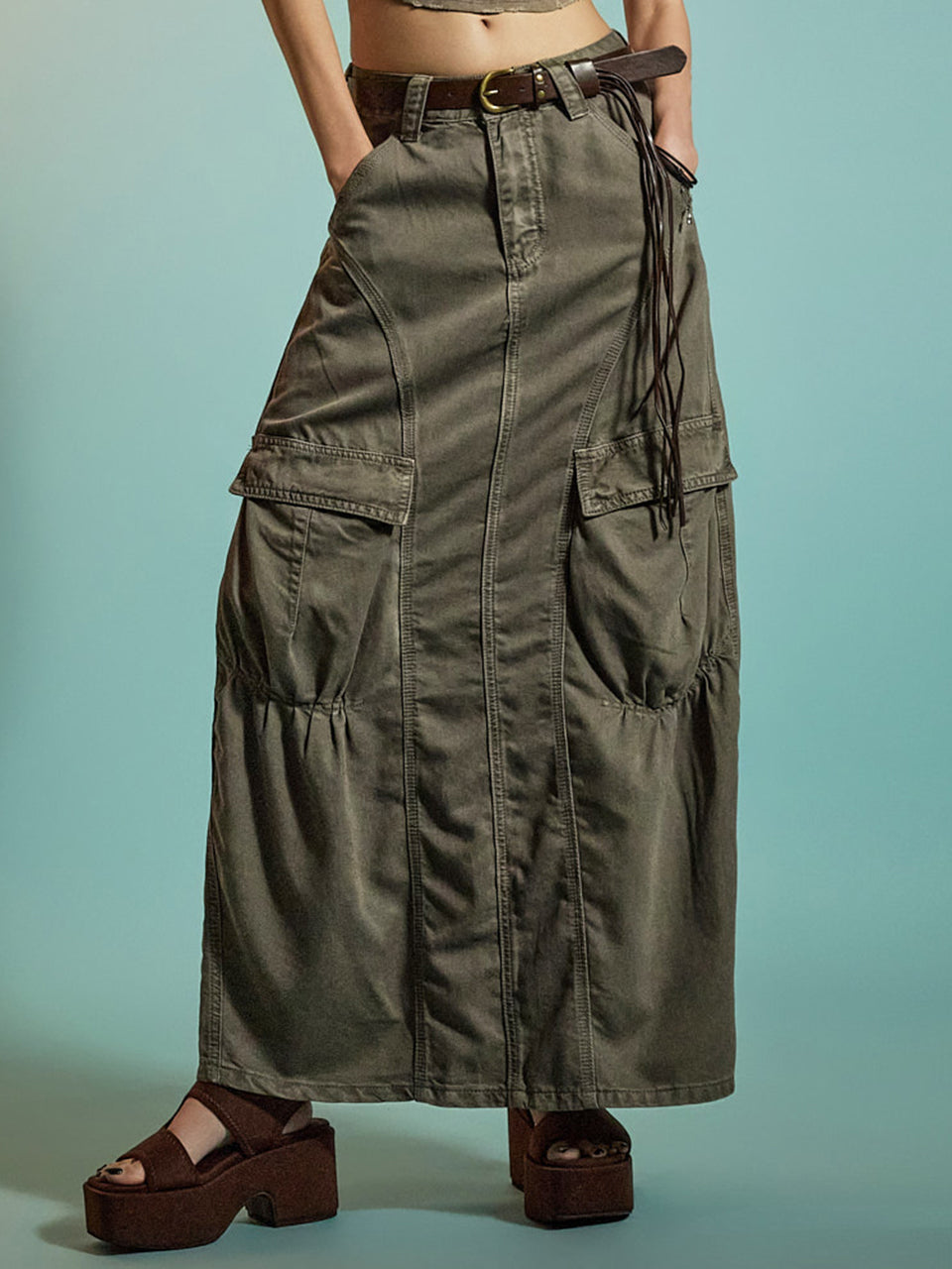 SK3025 Skirt with Belt