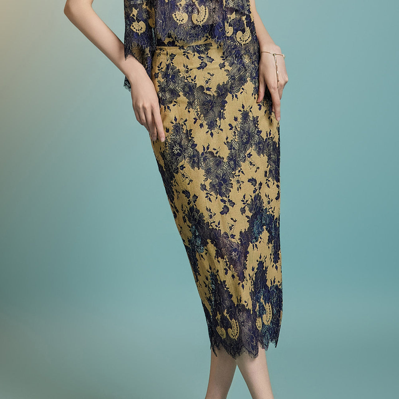 SK9246 Floral Lace Skirt