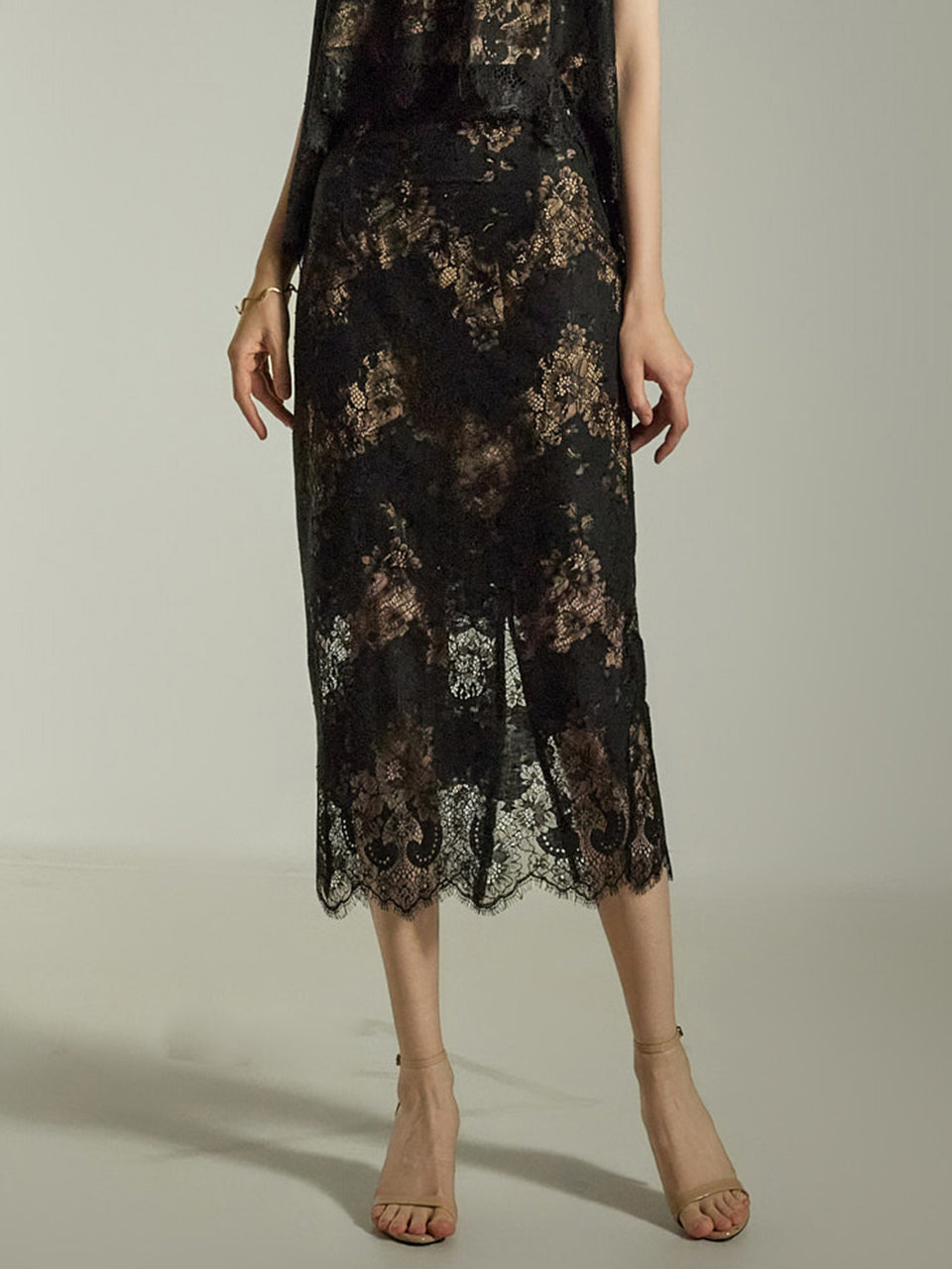 SK9246 Floral Lace Skirt
