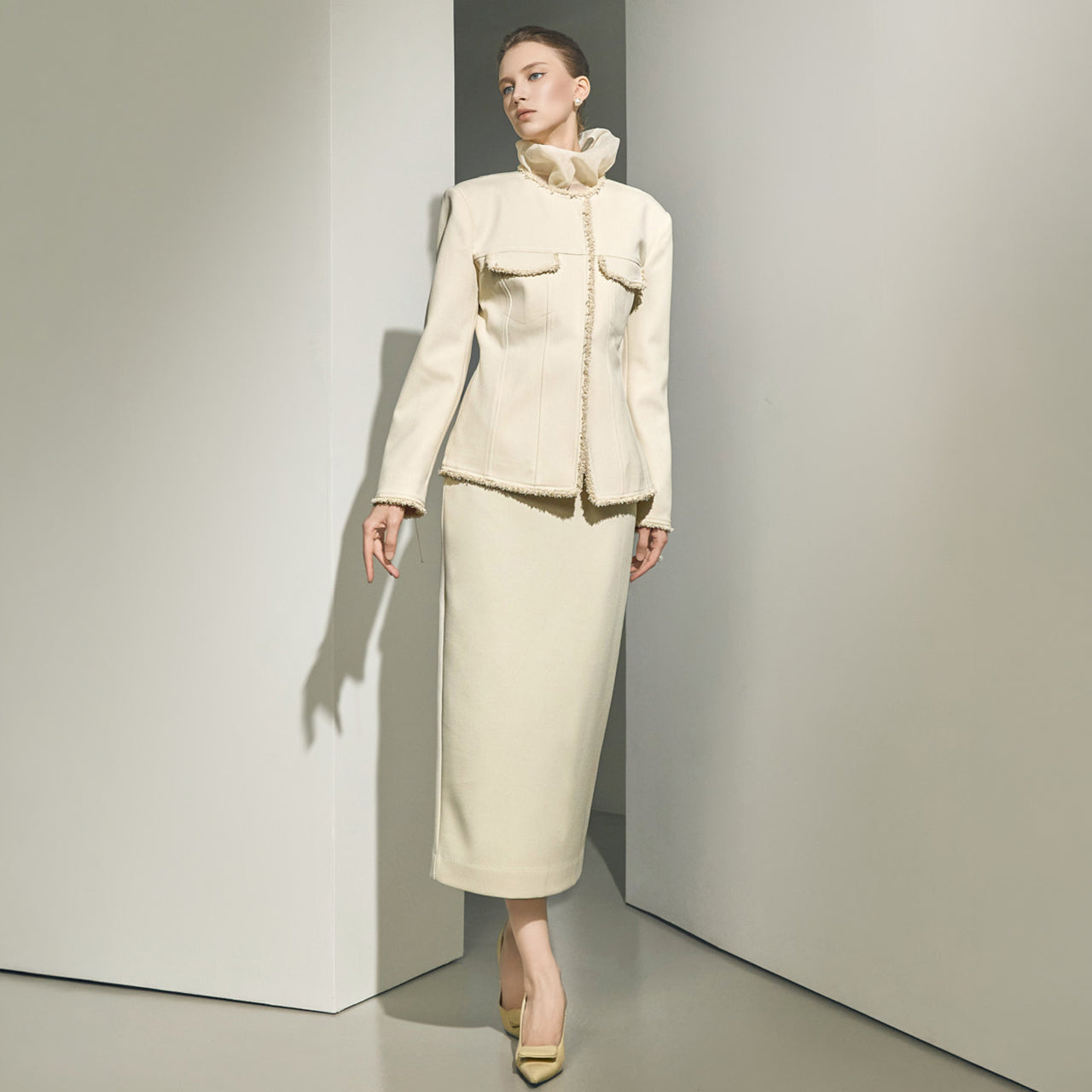 SK9301 High-Waisted Slim Skirt