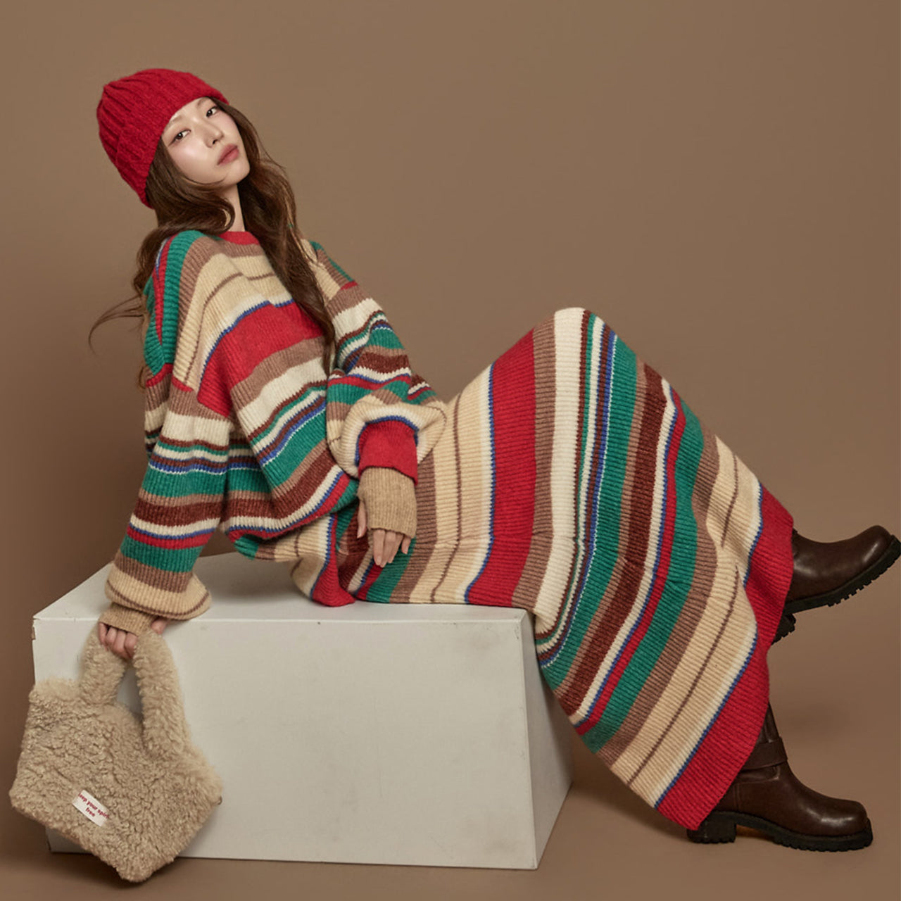 TP2300 Knit and Skirt Set