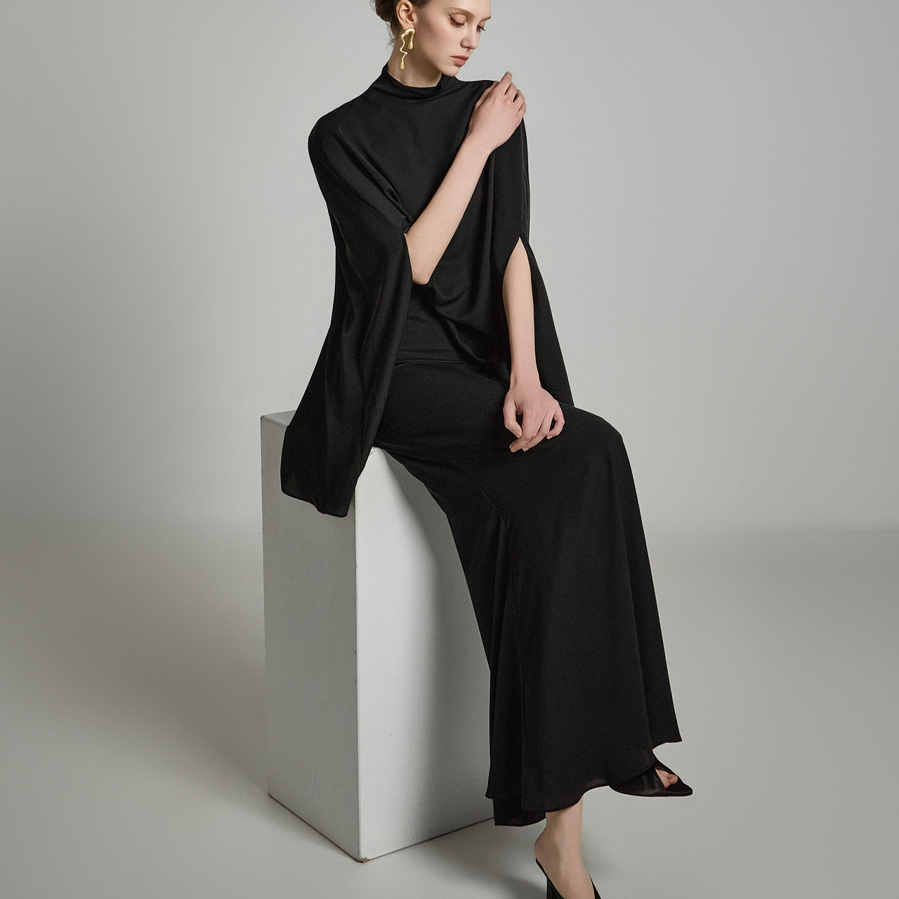 TP9168 衬衫和裙子套装