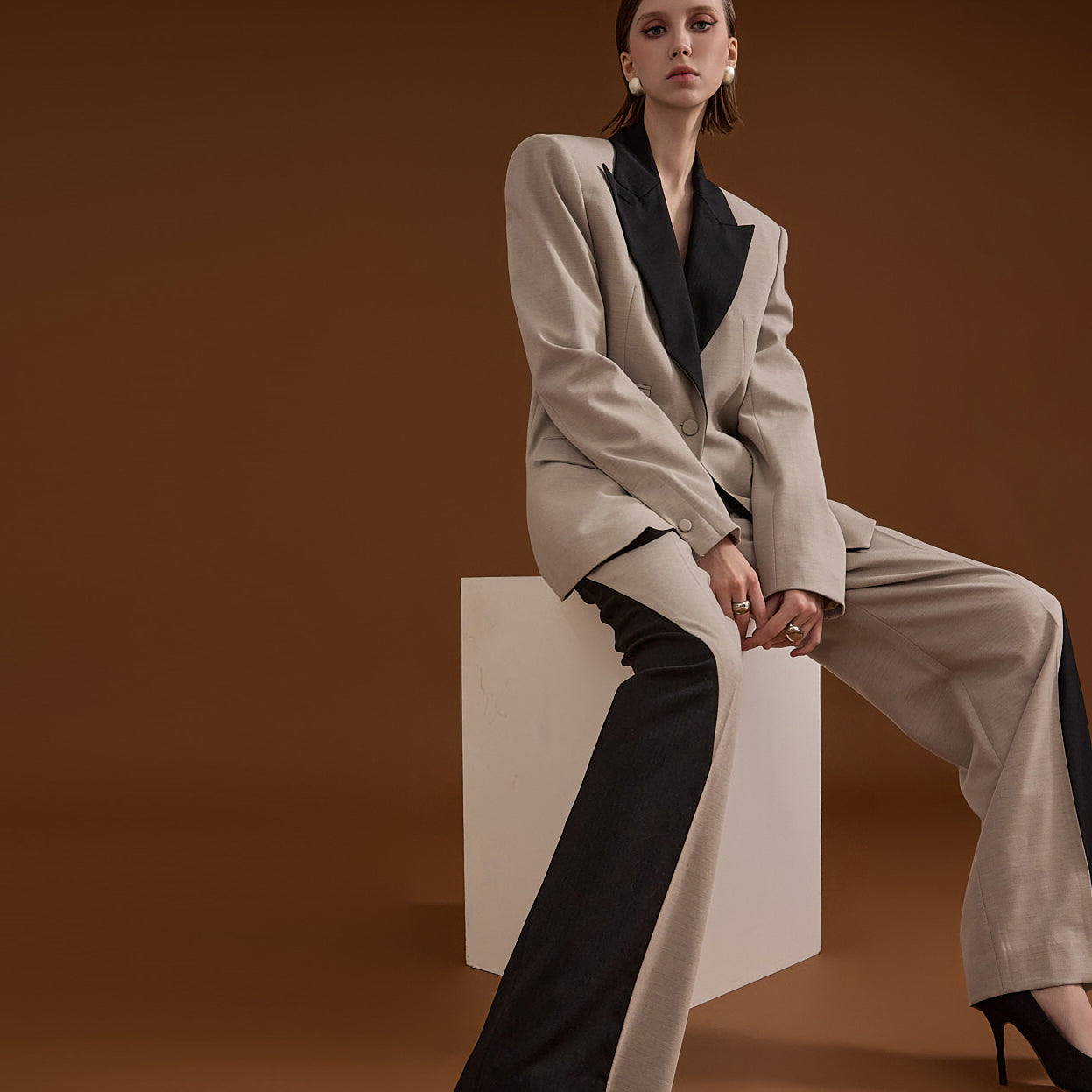 MBDTP005 领子配色 一粒扣单夹克西装套装