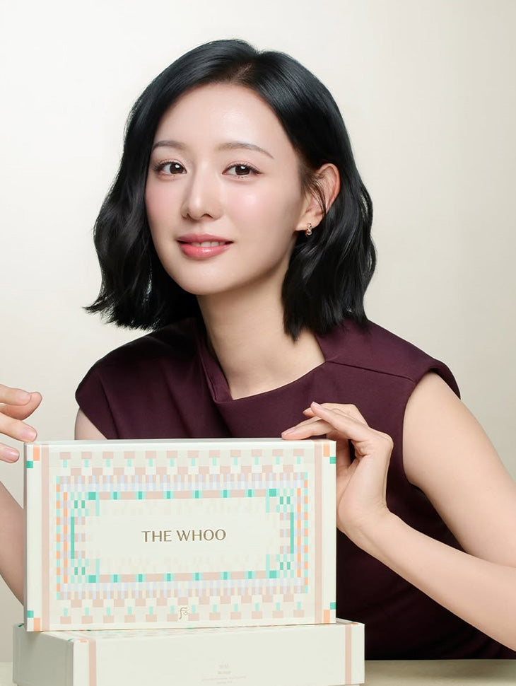 DINT CELEB<br><br>KIM JIWON<br><br>D9569