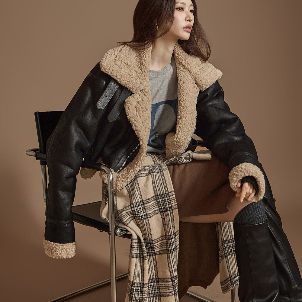 J2485 Turtleneck Shearling Jacket