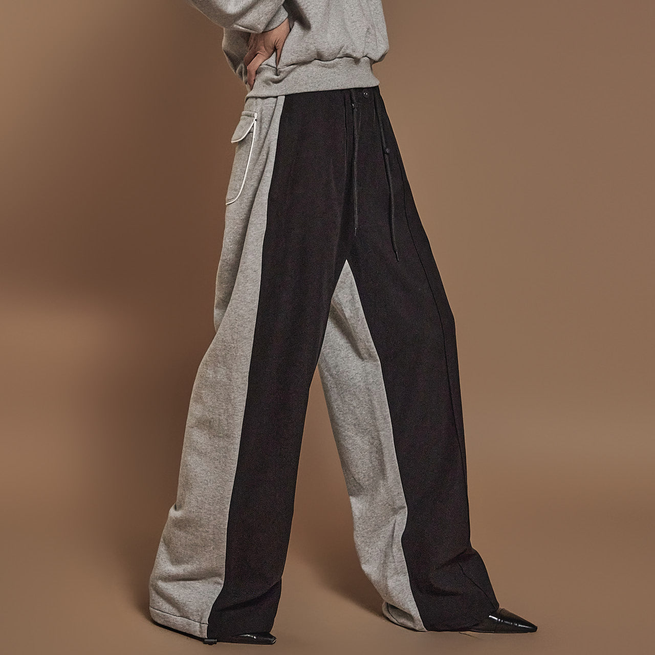 P3303 Color Contrasting sweat Pants