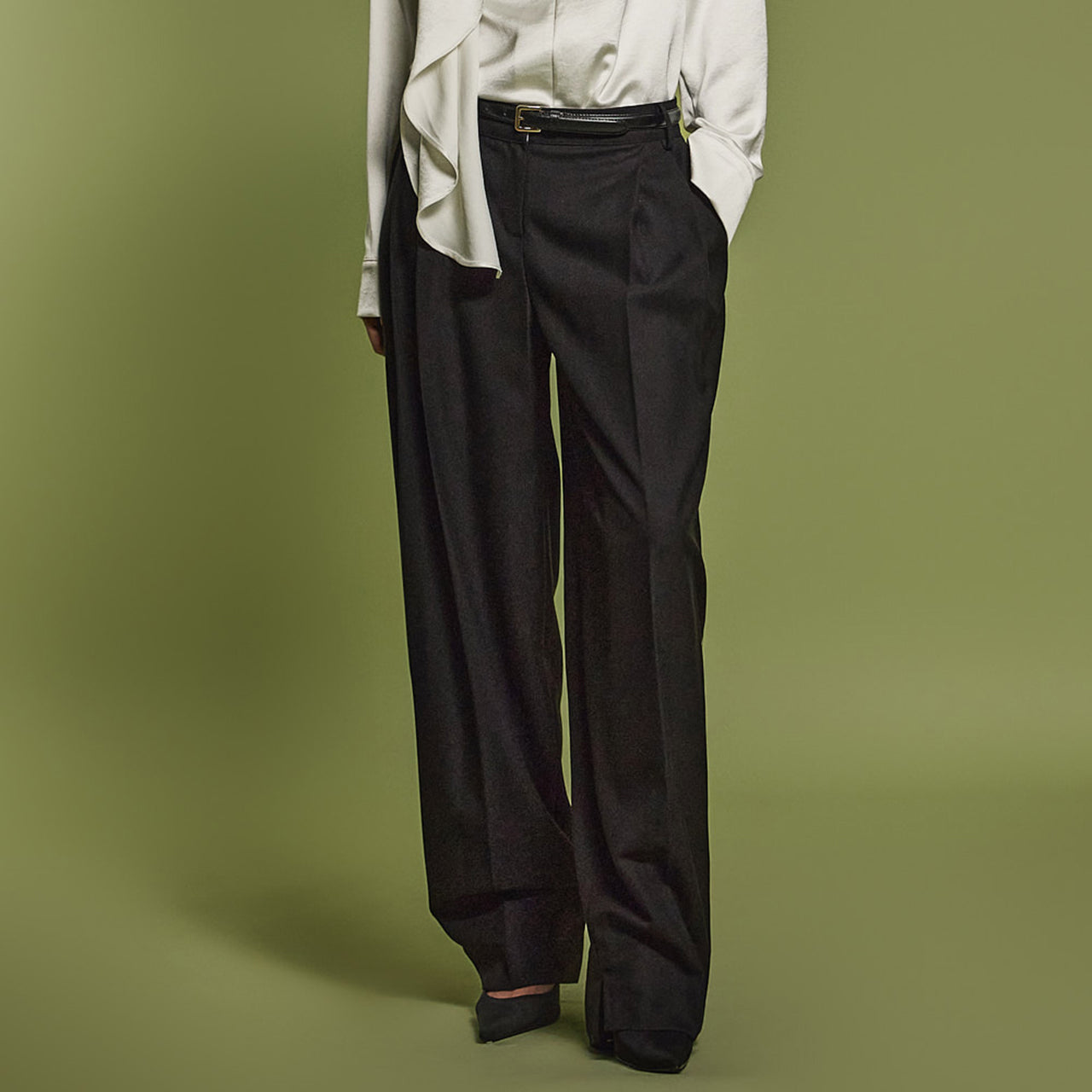 P3323 Slit Pintuck Slacks