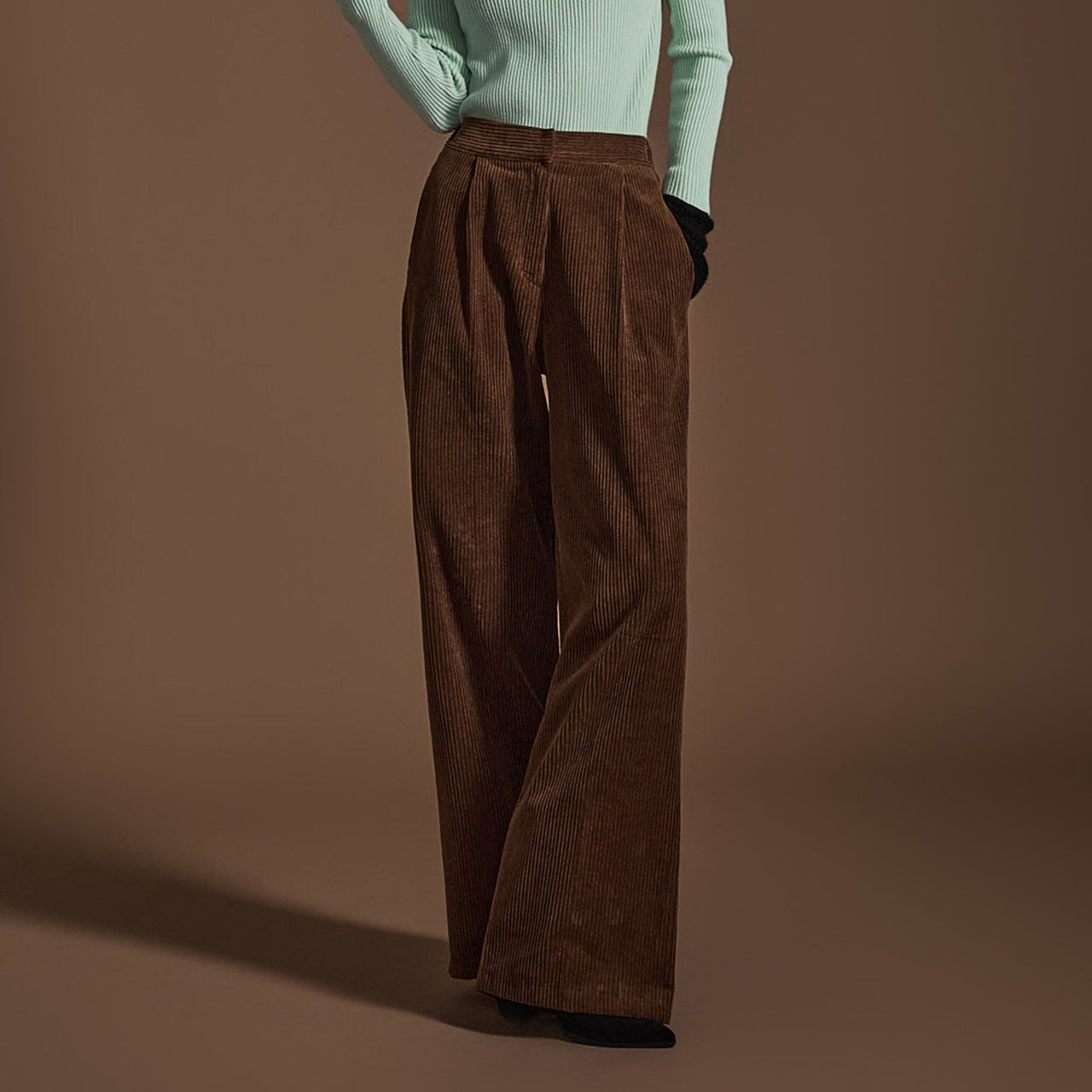 P3330 Corduroy Pants