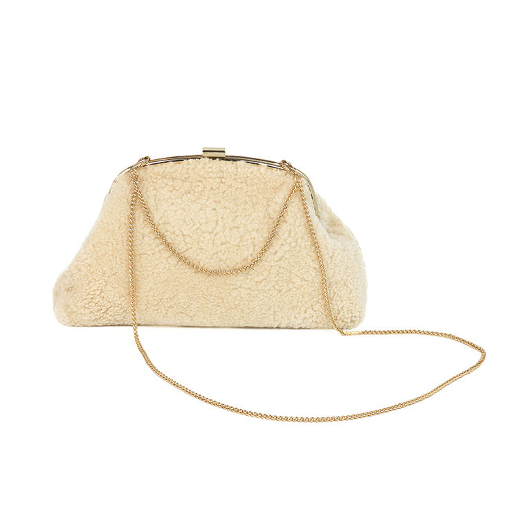 A-1654 Fur Clutch Bag