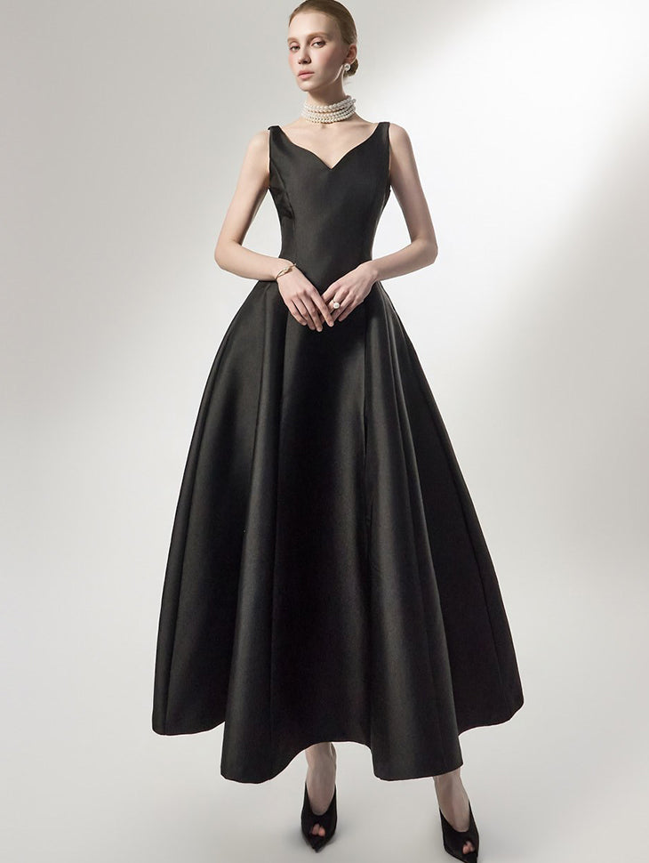 D9598 Vネック スリムフレアドレス