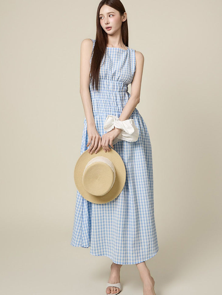 D5635 Check Smock Dress
