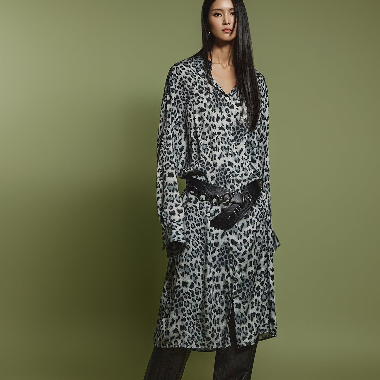 D5090 Leopard Pattern Shirt Dress