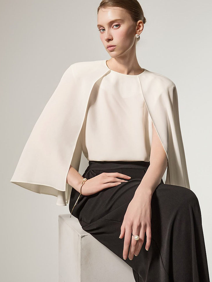 B3180 ケープブラウス