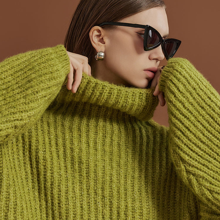 E3180 Turtleneck Knit