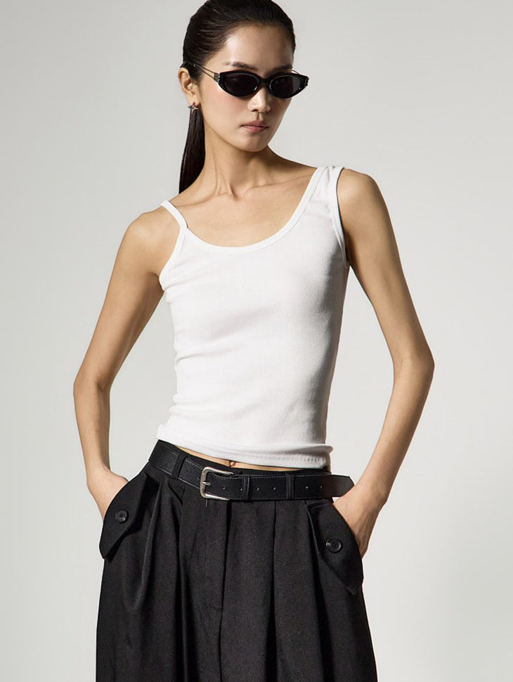 E4192 Asymmetrical Sleeveless Top