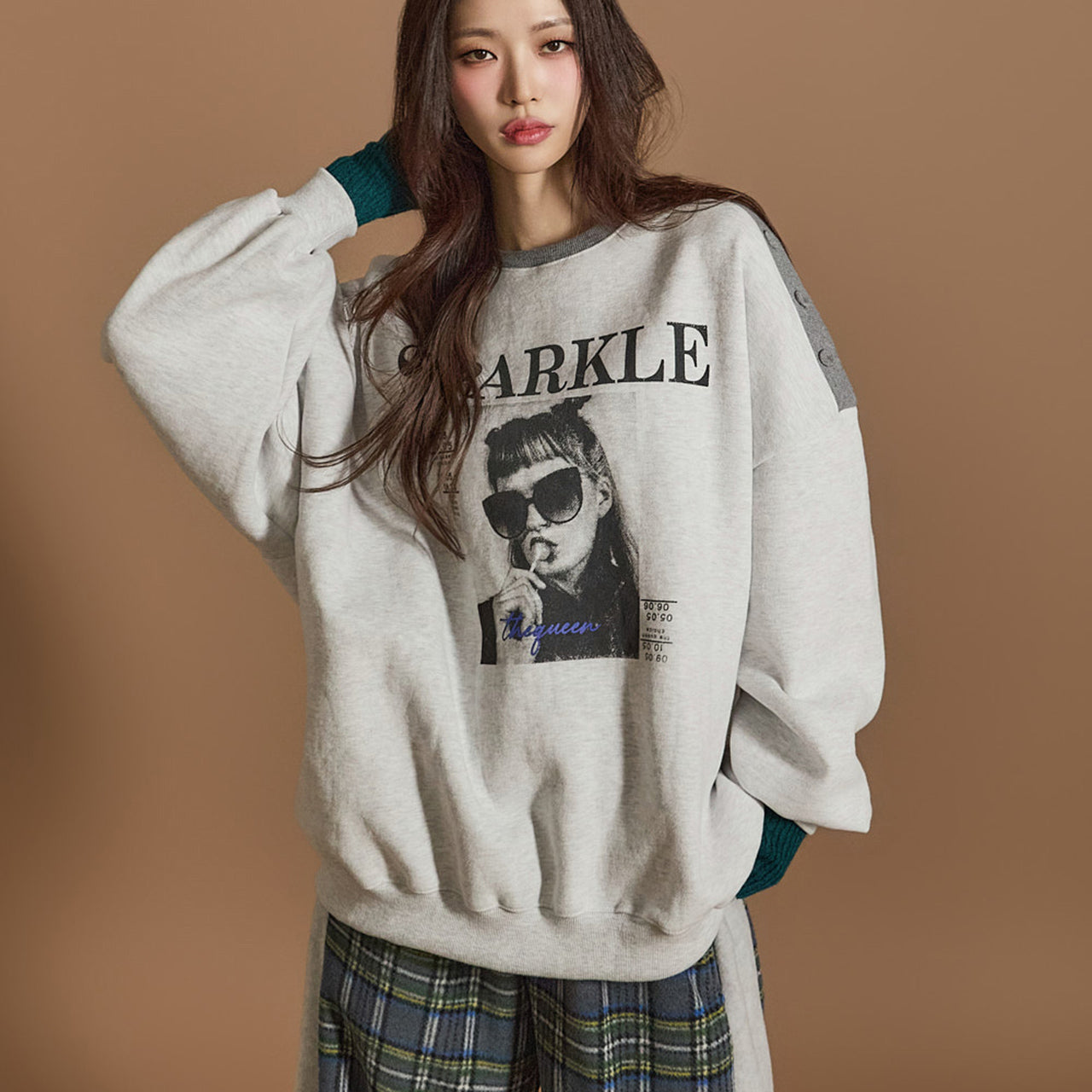 E3662 Fleece-lined Sweatshirt