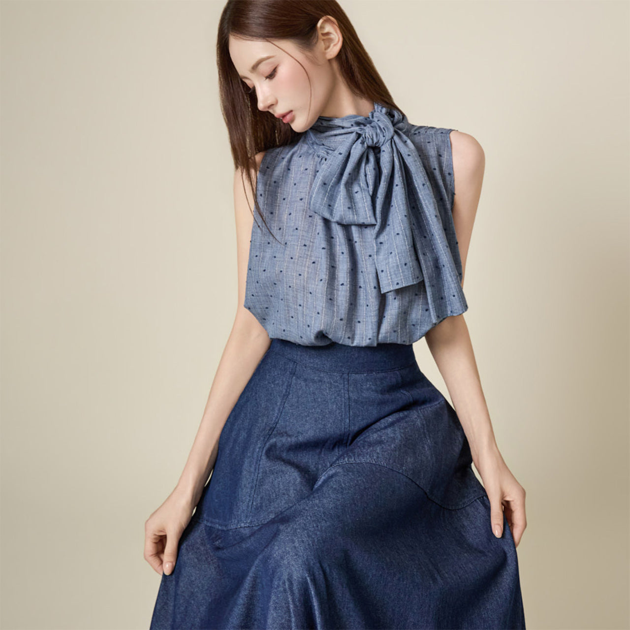 B3220 Halter Tie Blouse