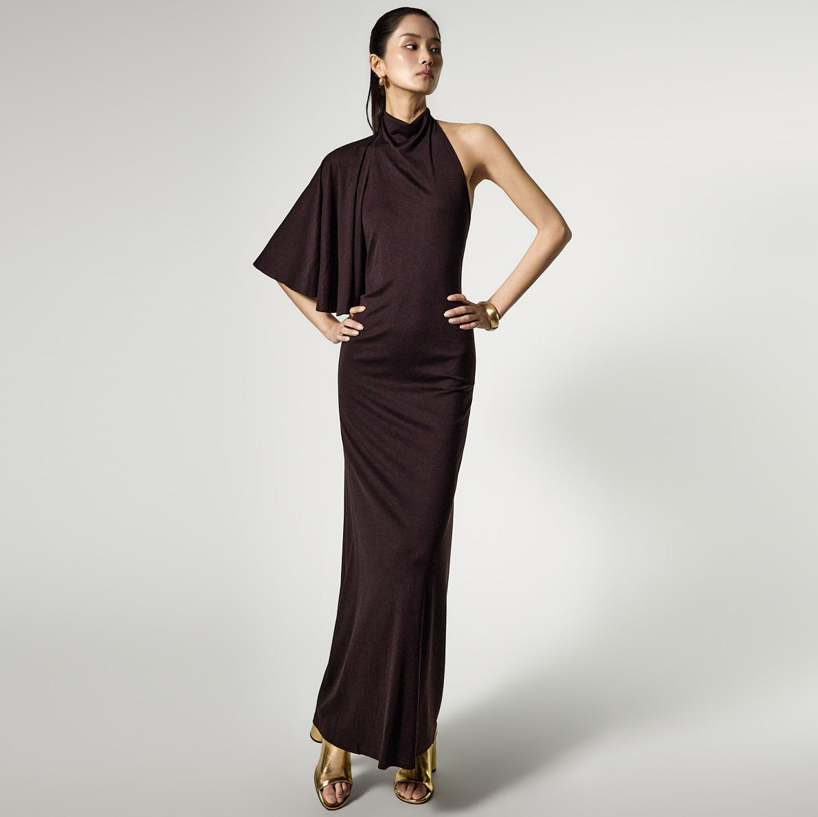 D5500 ホルターネック アシンメトリードレス