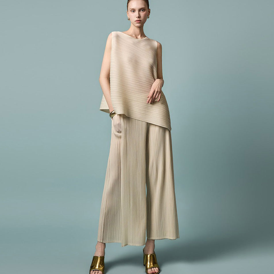 D5605 Flow Pleated Two-Piece Set