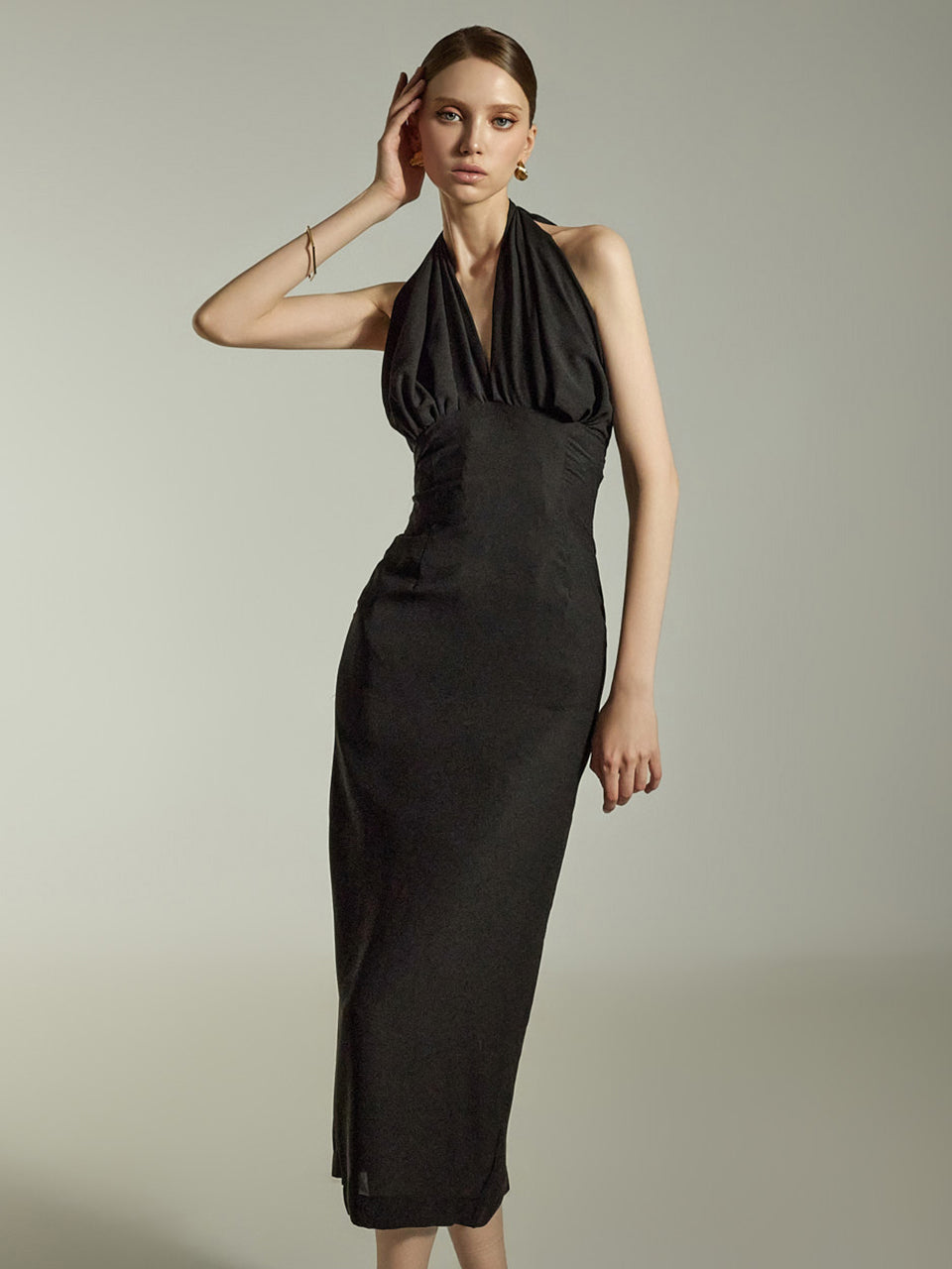 D9492 ホルターネックドレス