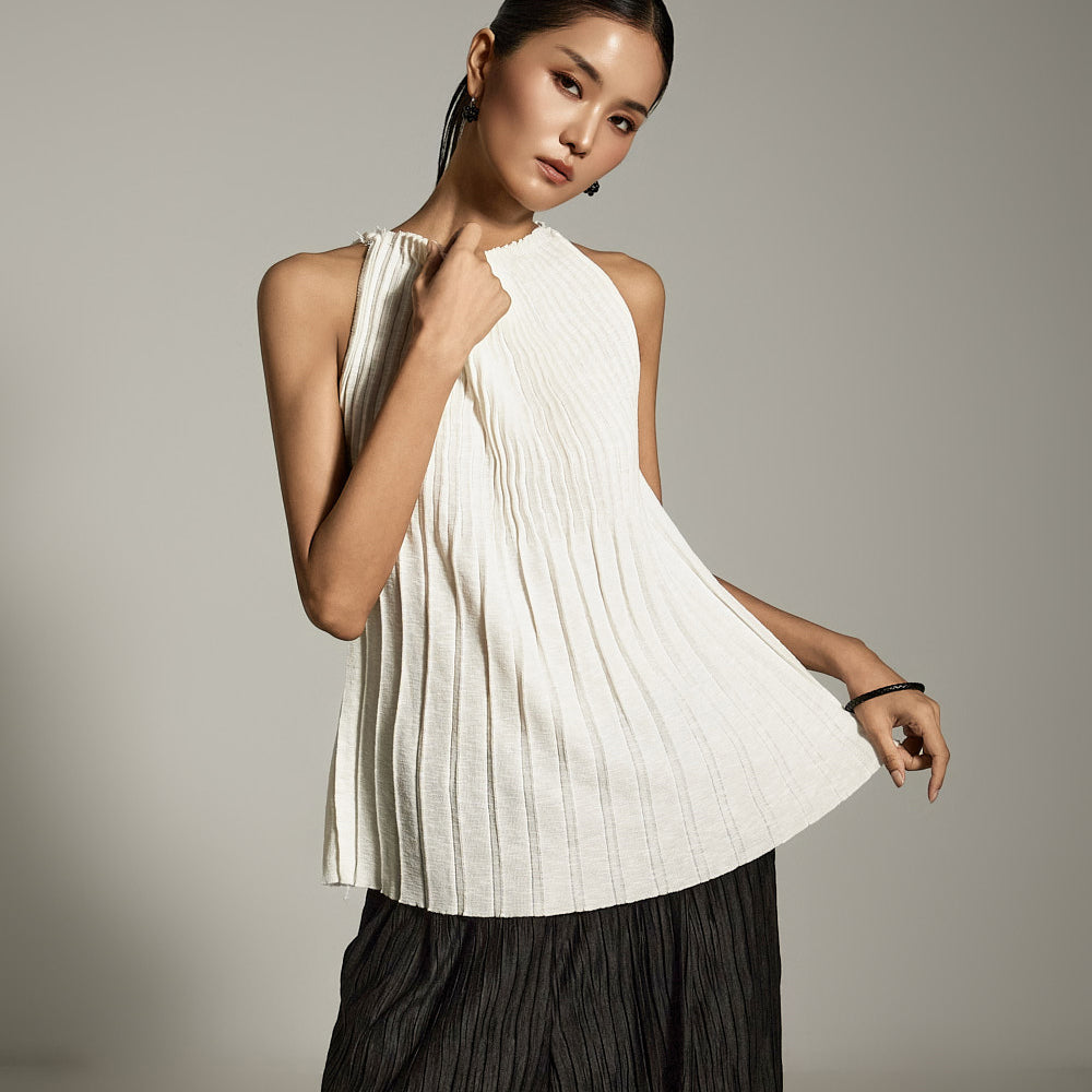 E3881 プリーツホルターネックニットトップス