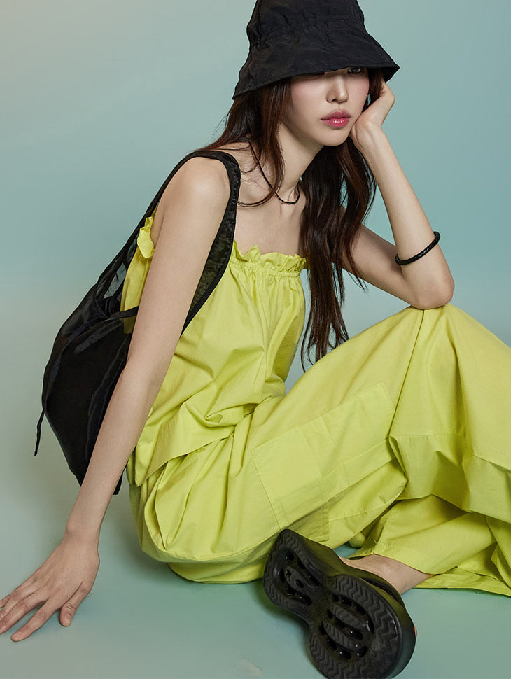 E3891 フリルノースリーブトップス