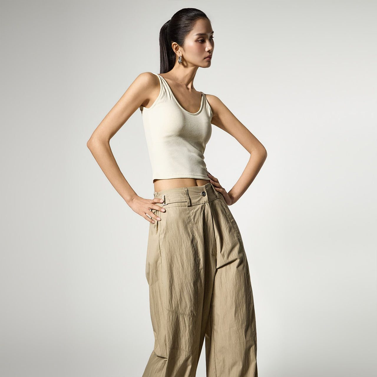 E4175 Cap Sleeveless Top