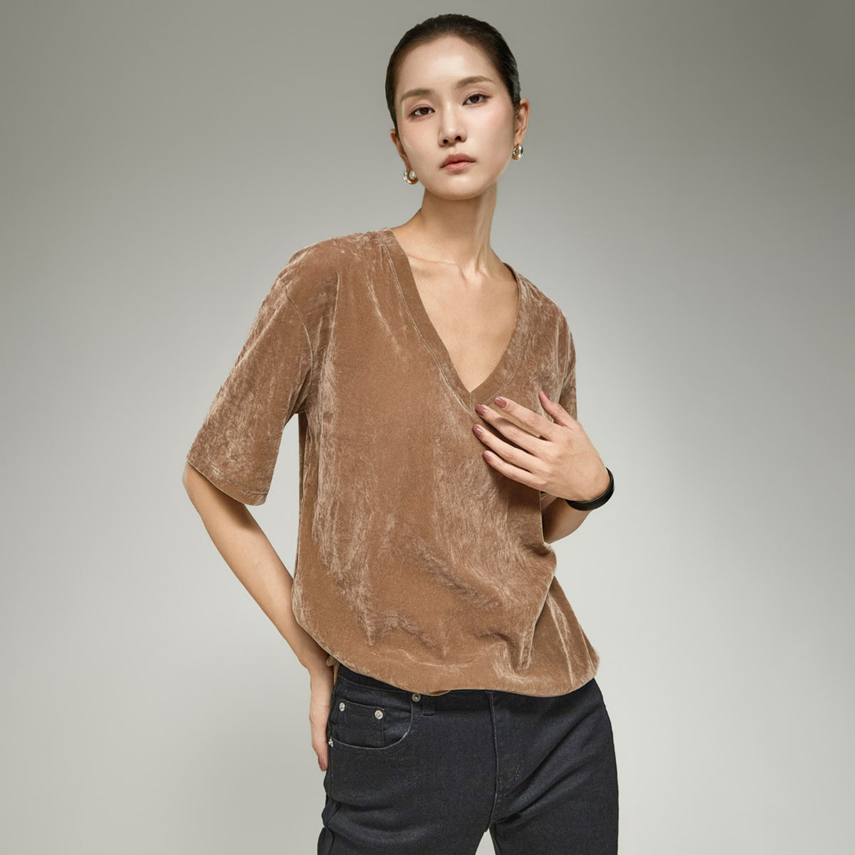 E4404 Velvet Top