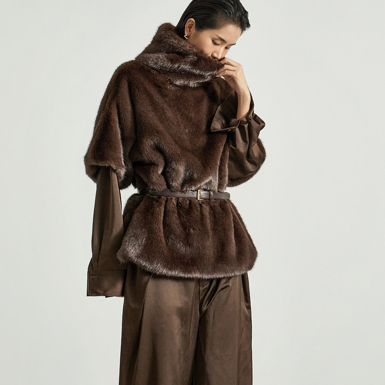 E9036 High-Neck Fur Top