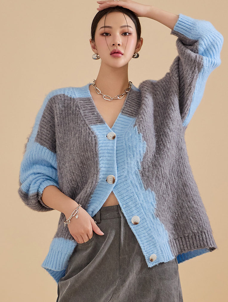 J2018 Contrasting Color Knit Cardigan