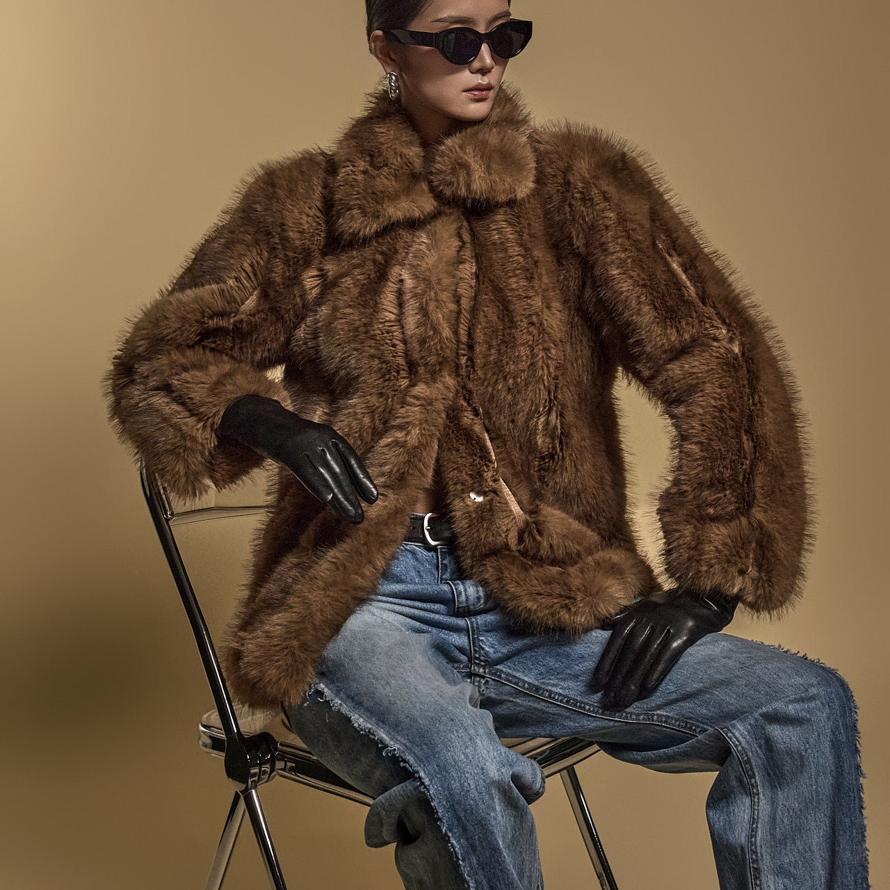 J2611 Faux Fur Coat