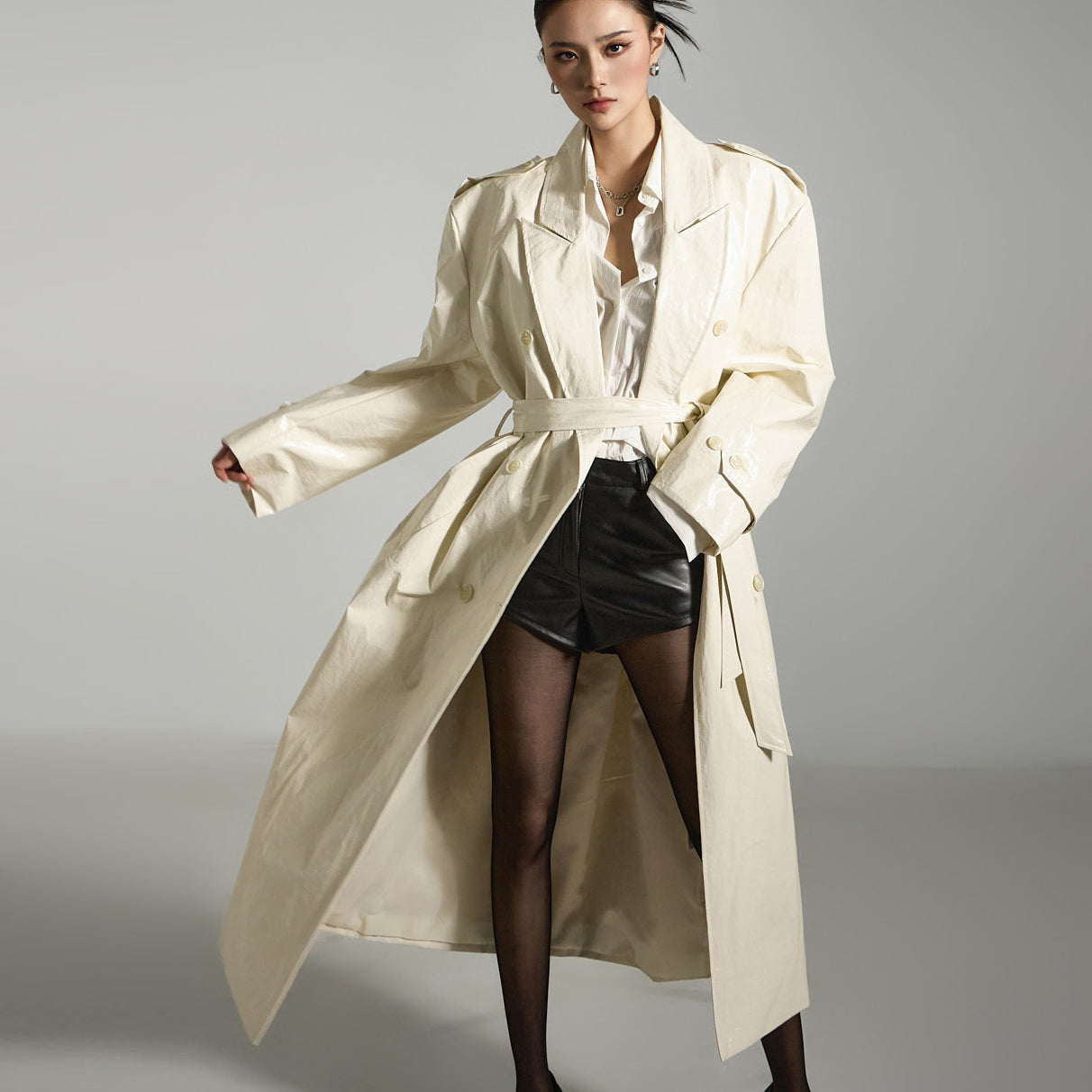 J2670 Trench Coat with Belt