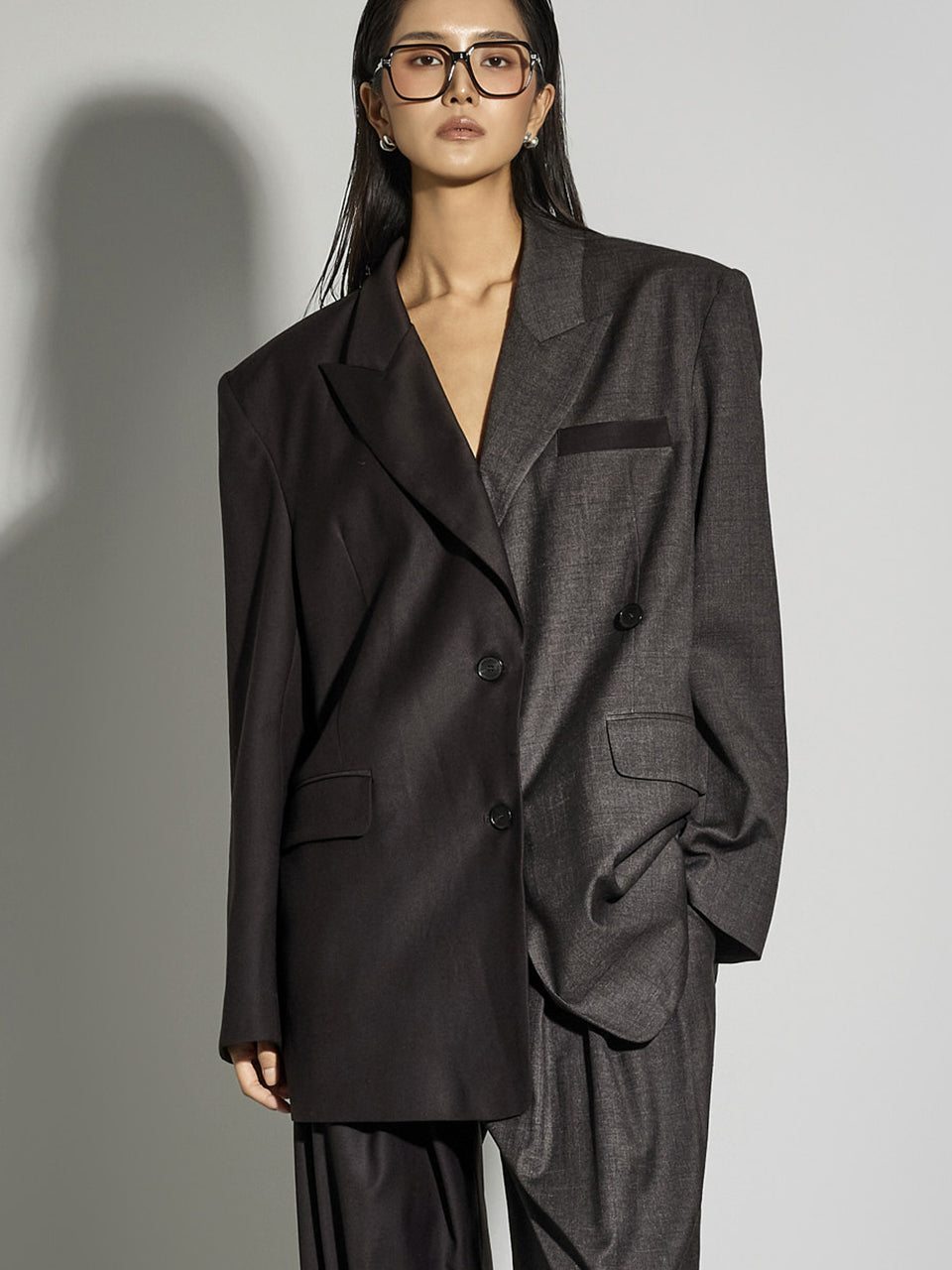 J9338 Two-Tone Collar Jacket